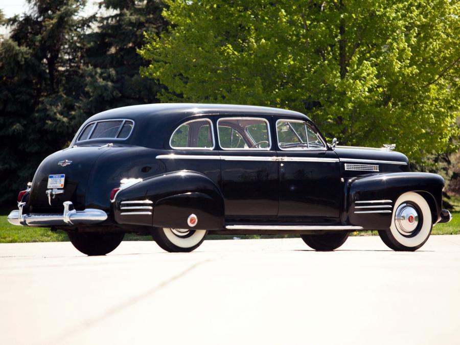  Cadillac Fleetwood Series 75 Touring Sedan 1941 года  (фото 8 из 8)